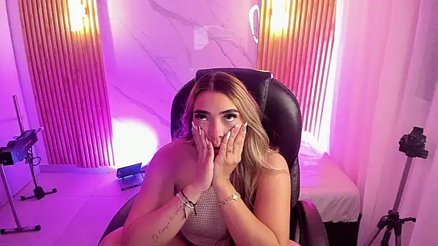 KYLIE JONES6 online show from 04-21-26, 03:13