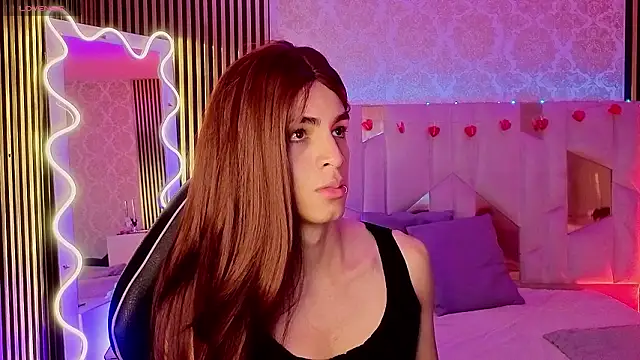 LIHIAN TAY online show from 03-26-26, 12:55