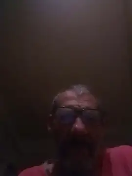 Snapshot of campari800 chatting on 05-04-26, 01:23 campari800 online show from 05-04-26, 01:23