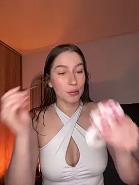 Snapshot of Agata_Holman chatting on 03-14-26, 09:42 Agata Holman online show from 03-14-26, 09:42