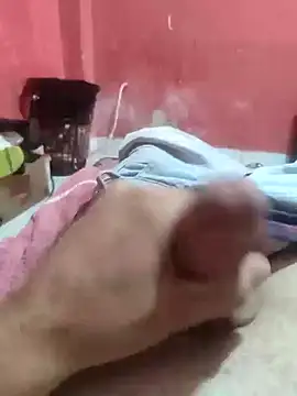 Snapshot of victor1573 chatting on 09-19-25, 12:50 victor1573 online show from 09-19-25, 12:50