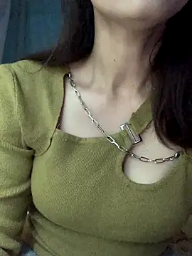 Snapshot of Zika_23 chatting on 12-15-25, 03:55 Zika 23 online show from 12-15-25, 03:55