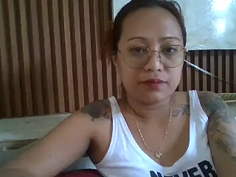 Hotmorena1007 online show from 04-16-26, 05:41