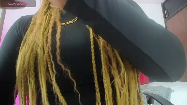 BarbaraGil1 online show from 09-18-25, 01:24