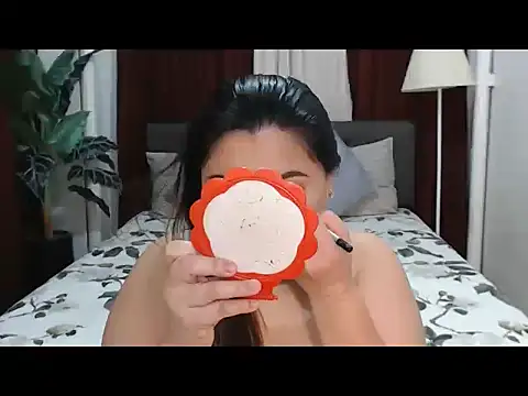 MarielRose143 online show from 12-15-25, 09:57