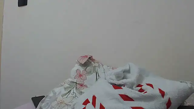 Maryem637048 online show from 05-22-26, 02:22