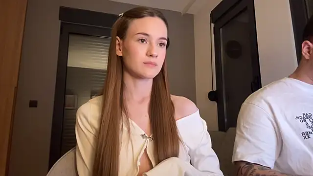 Snapshot of TenDouble chatting on 09-10-25, 08:20 TenDouble online show from 09-10-25, 08:20