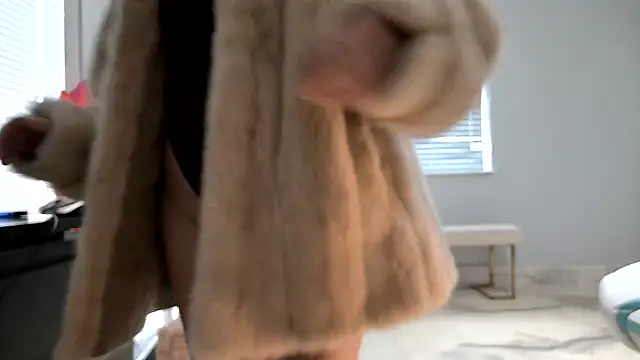 foxyroxymilf online show from 11-17-25, 11:38