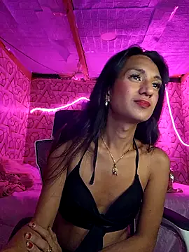 Snapshot of ValarieEater chatting on 03-30-26, 08:32 ValarieEater online show from 03-30-26, 08:32