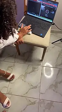 GoddessFreeIvy online show from 12-20-25, 01:12