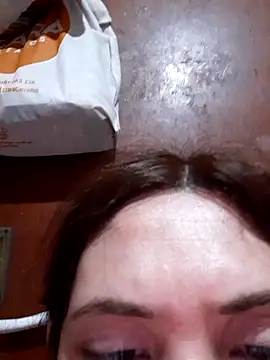 Snapshot of Tudiablita21 chatting on 10-31-25, 11:06 Tudiablita21 online show from 10-31-25, 11:06