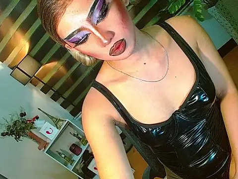 Snapshot of Queen_yasii_88 chatting on 04-24-26, 03:14 Queen yasii 88 online show from 04-24-26, 03:14