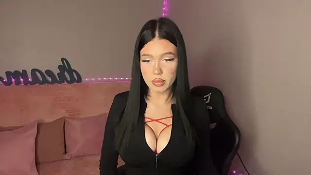 mistress of hearts online show from 10-17-25, 08:11