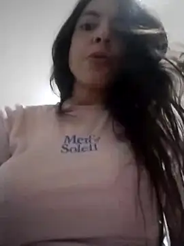 Snapshot of chicalunar24 chatting on 11-15-25, 07:10 chicalunar24 online show from 11-15-25, 07:10