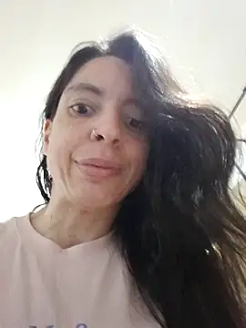 Snapshot of chicalunar24 chatting on 11-26-25, 04:02 chicalunar24 online show from 11-26-25, 04:02