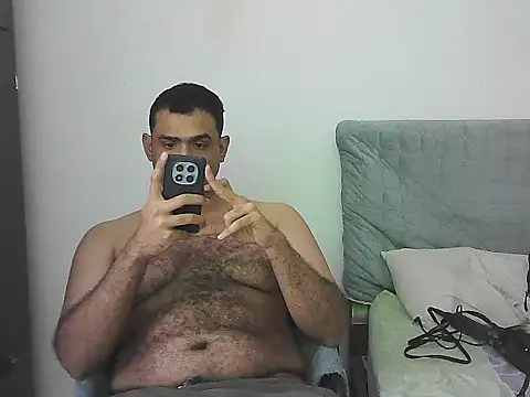 Snapshot of morenocabro10 chatting on 05-17-26, 03:04 morenocabro10 online show from 05-17-26, 03:04