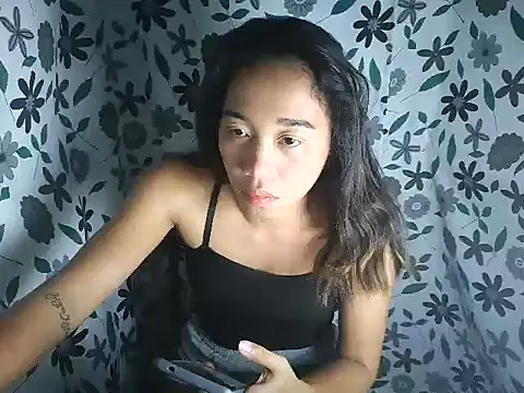 Virgen christine01 online show from 04-11-26, 06:12