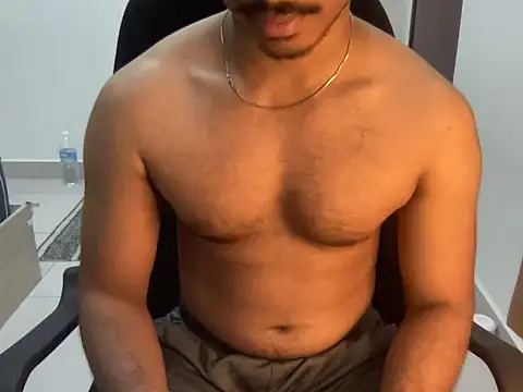 Hotmaskedboi online show from 11-23-25, 11:21