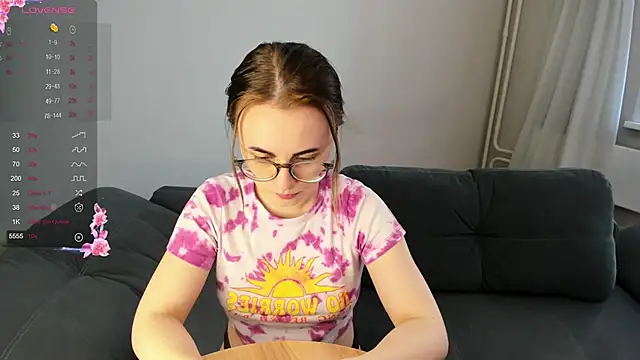 MewStella online show from 01-08-26, 06:37