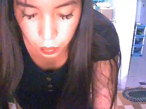 NicoleRoseTS online show from 05-17-26, 02:13