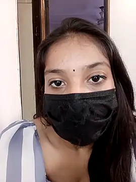 Cute Rakhi8 online show from 09-30-25, 04:50