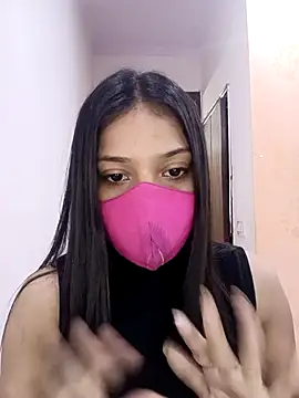 Snapshot of Cute_Rakhi8 chatting on 05-05-26, 05:37 Cute Rakhi8 online show from 05-05-26, 05:37