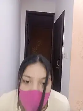 Snapshot of Cute_Rakhi8 chatting on 05-26-26, 05:36 Cute Rakhi8 online show from 05-26-26, 05:36