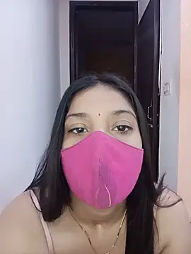 Snapshot of Cute_Rakhi8 chatting on 06-10-26, 05:18 Cute Rakhi8 online show from 06-10-26, 05:18