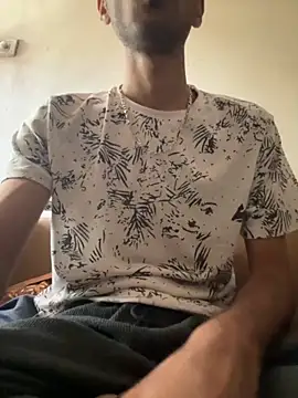 Snapshot of hoegupta chatting on 09-09-25, 08:03 hoegupta online show from 09-09-25, 08:03