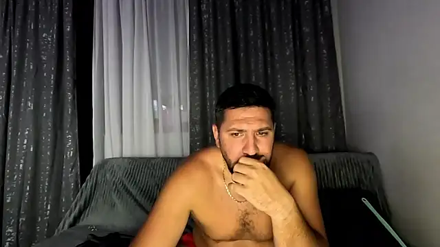 Gold Alpha Boy online show from 09-11-25, 08:53