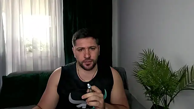 Gold Alpha Boy online show from 05-20-26, 12:11