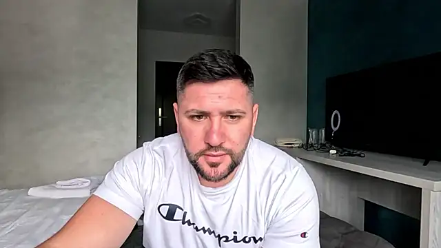 Gold Alpha Boy online show from 05-23-26, 11:58