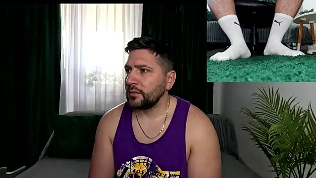Gold Alpha Boy online show from 06-01-26, 05:53