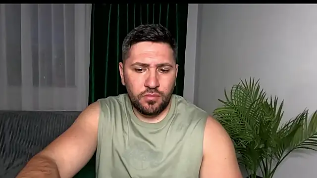 Gold Alpha Boy online show from 06-05-26, 07:08