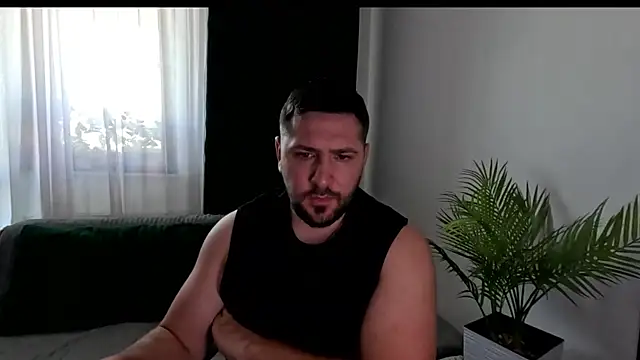 Gold Alpha Boy online show from 06-18-26, 06:24