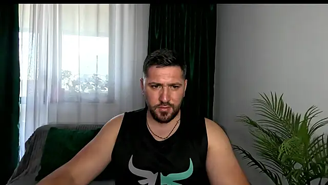 Gold Alpha Boy online show from 06-24-26, 03:55
