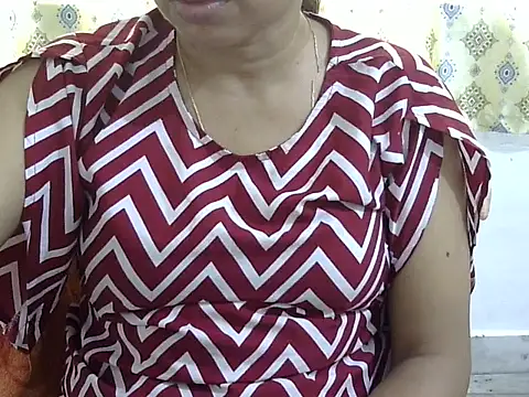 Snapshot of CHAMELI4747 chatting on 04-30-26, 07:14 CHAMELI4747 online show from 04-30-26, 07:14
