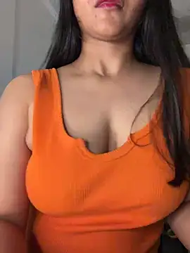Snapshot of luv_johrrra chatting on 06-04-26, 03:29 luv johrrra online show from 06-04-26, 03:29