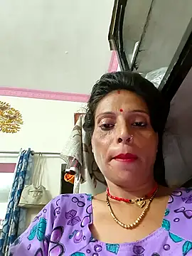 Snapshot of ISHANI-SINGH chatting on 09-15-25, 04:18 ISHANI-SINGH online show from 09-15-25, 04:18
