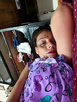 Snapshot of ISHANI-SINGH chatting on 09-29-25, 06:13 ISHANI-SINGH online show from 09-29-25, 06:13