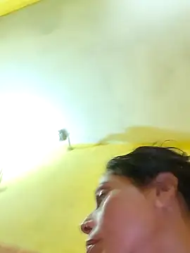 Snapshot of ISHANI-SINGH chatting on 10-31-25, 02:45 ISHANI-SINGH online show from 10-31-25, 02:45