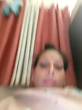 Snapshot of ISHANI-SINGH chatting on 11-08-25, 03:01 ISHANI-SINGH online show from 11-08-25, 03:01