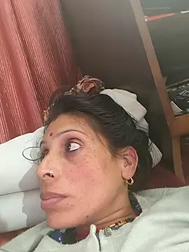 Snapshot of ISHANI-SINGH chatting on 11-14-25, 03:00 ISHANI-SINGH online show from 11-14-25, 03:00