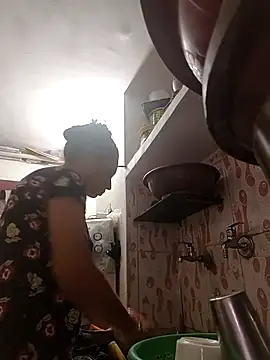 Snapshot of ISHANI-SINGH chatting on 11-20-25, 03:50 ISHANI-SINGH online show from 11-20-25, 03:50