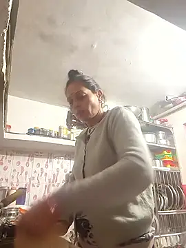 Snapshot of ISHANI-SINGH chatting on 01-08-26, 03:31 ISHANI-SINGH online show from 01-08-26, 03:31