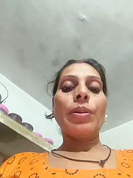 Snapshot of ISHANI-SINGH chatting on 02-18-26, 02:57 ISHANI-SINGH online show from 02-18-26, 02:57