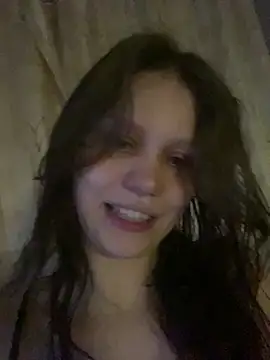 Snapshot of Lunliss chatting on 11-22-25, 08:19 Lunliss online show from 11-22-25, 08:19