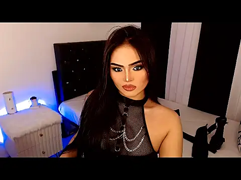 Snapshot of ameliadom chatting on 11-19-25, 10:37 ameliadom online show from 11-19-25, 10:37