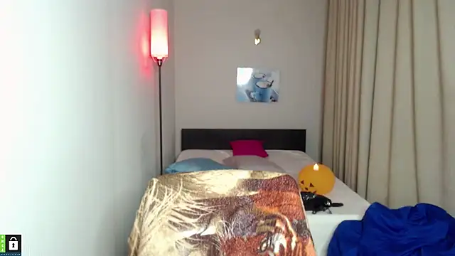 milf hornys online show from 10-25-25, 04:57