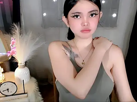 Snapshot of Bianca_cedine12 chatting on 05-05-26, 10:40 Bianca cedine12 online show from 05-05-26, 10:40
